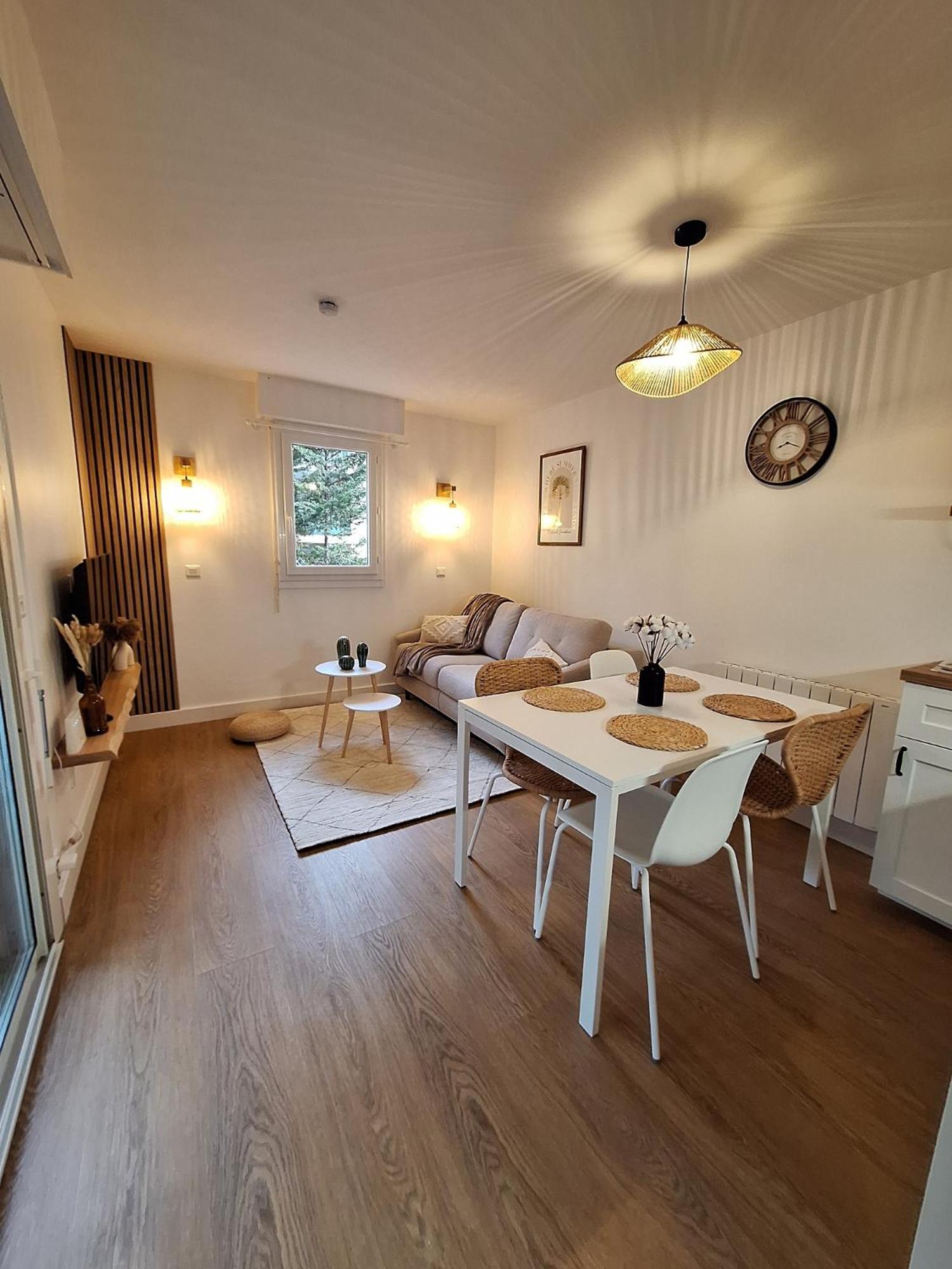 Cosy Refait A Neuf, Linge Fourni Apartment Carcans